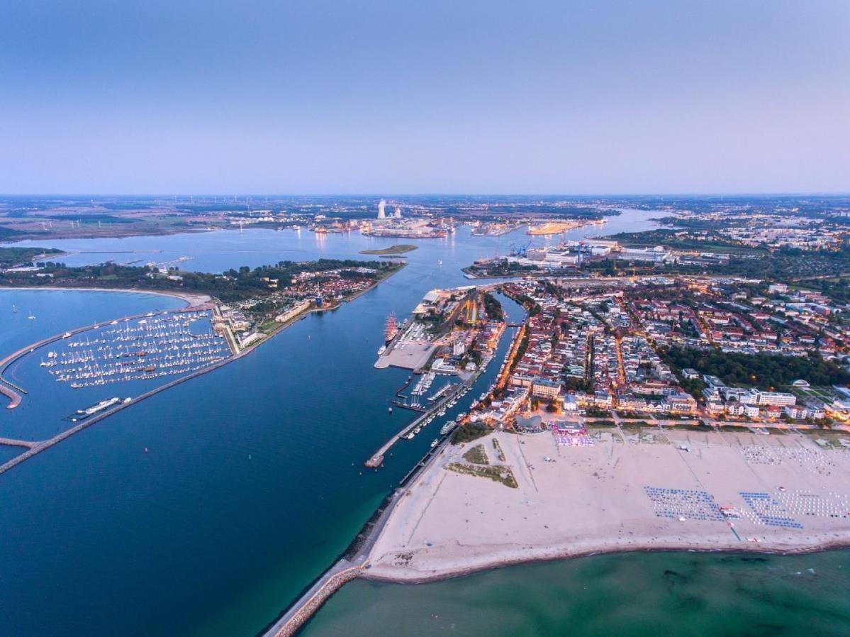 Apartamento Kajuete, Direkt Am Kurpark Rostock Exterior foto